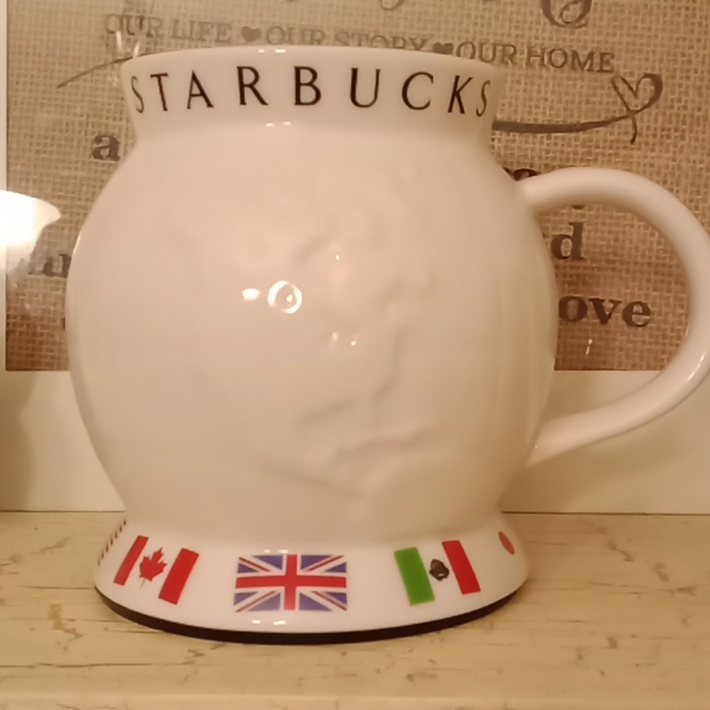 Starbucks world travel mug with lid